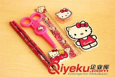 迪士尼魔力伴学 旋转笔筒文具礼盒，点亮童趣学习时光